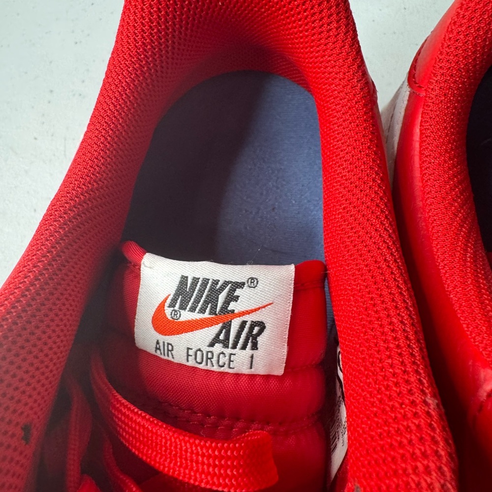 Nike Men's Red Sneakers Sz 12 NEW - Picture 6 of 7